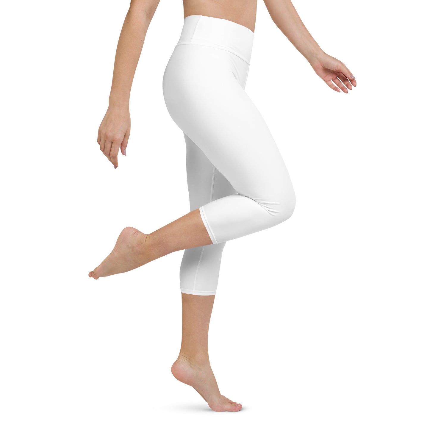 BLUUM White Capri Leggings